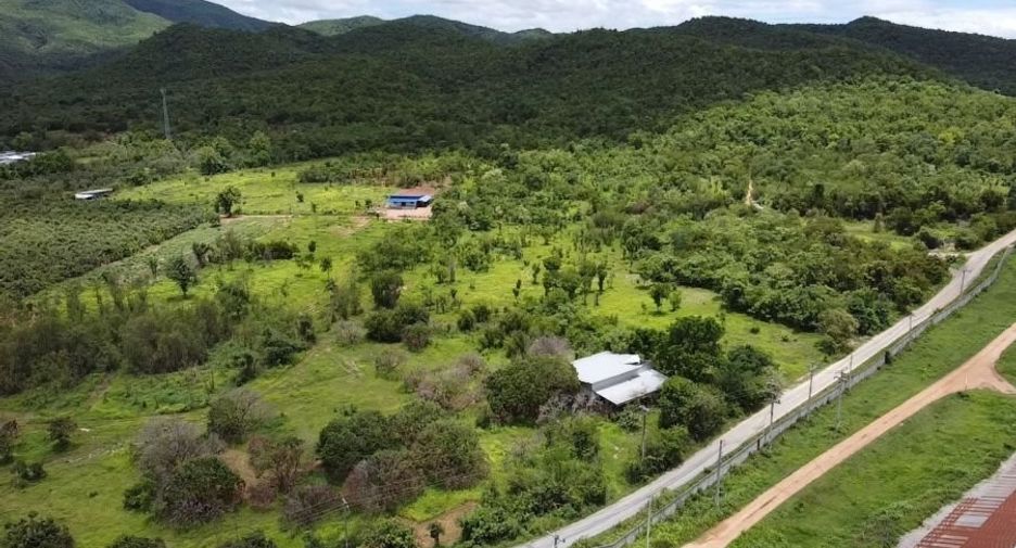 For sale land in Ban Hong, Lamphun