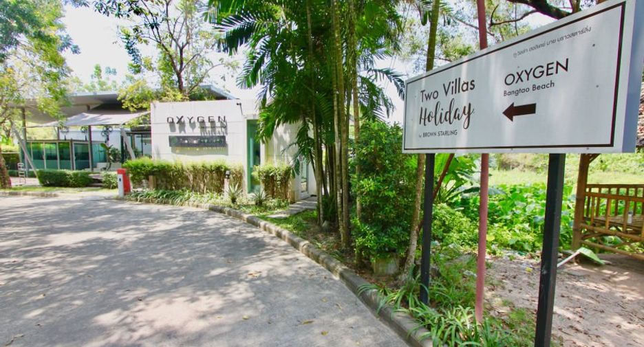 For rent 3 bedrooms townhouse in Thalang, Phuket