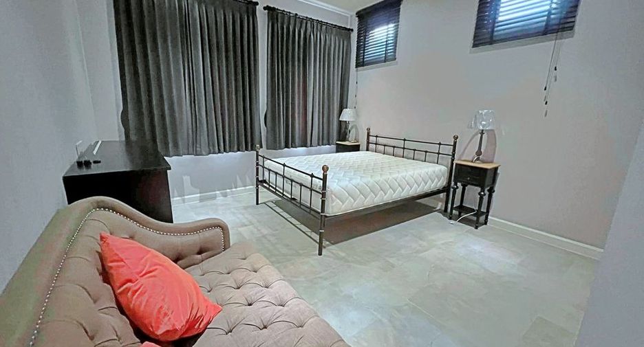 For rent 3 bed villa in Huay Yai, Pattaya