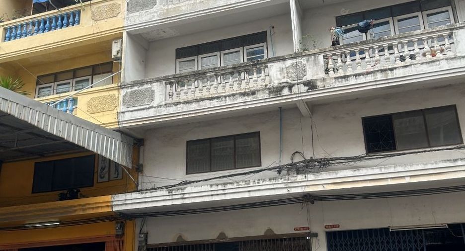For rent 1 bed townhouse in Thung Khru, Bangkok