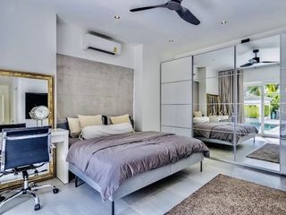 Villa zur Miete und zum Kauf mit 3 Zimmer in Bang Lamung, Chonburi