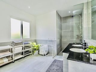 Villa zur Miete und zum Kauf mit 3 Zimmer in Bang Lamung, Chonburi