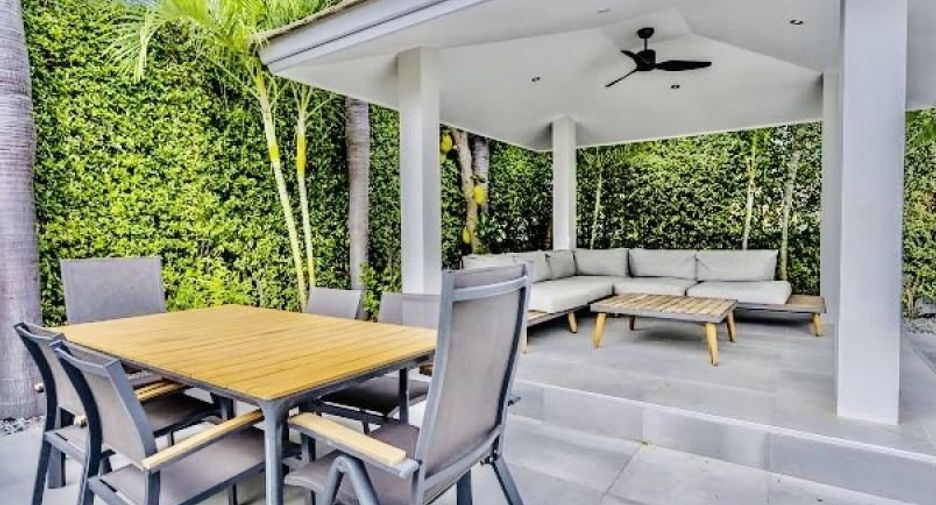 For rent and for sale 3 bed villa in Bang Lamung, Chonburi