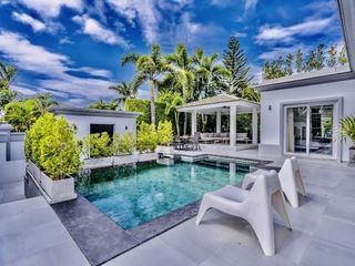 Villa zur Miete und zum Kauf mit 3 Zimmer in Bang Lamung, Chonburi