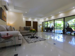 À louer 3 chambres maison à Bang Lamung, Chonburi