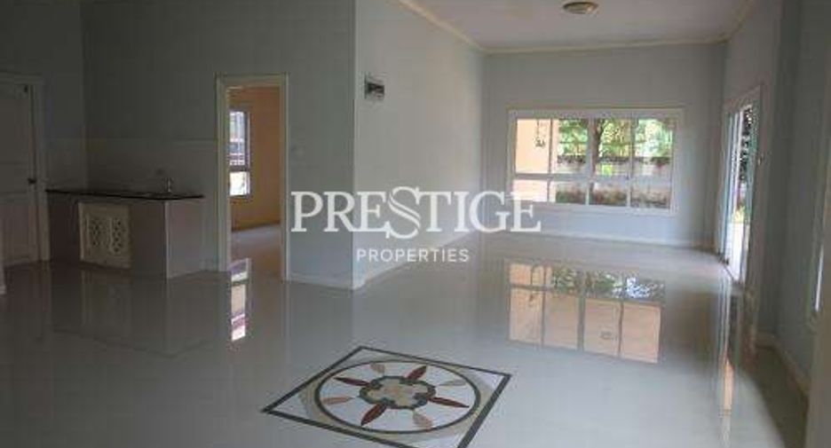 Haus zum Kauf mit 4 Zimmer in Bang Lamung, Chonburi