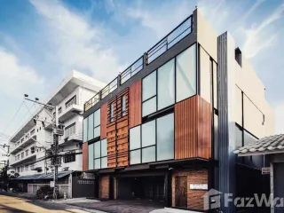 For sale 8 bed townhouse in Hua Hin, Prachuap Khiri Khan