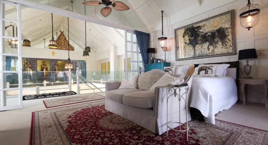 For sale 3 bedrooms condo in South Pattaya, Pattaya