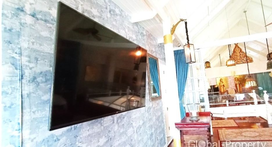 For sale 3 bedrooms condo in South Pattaya, Pattaya