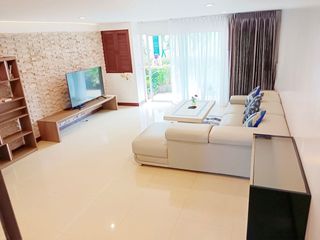 For rent 3 bed townhouse in Kathu, Phuket