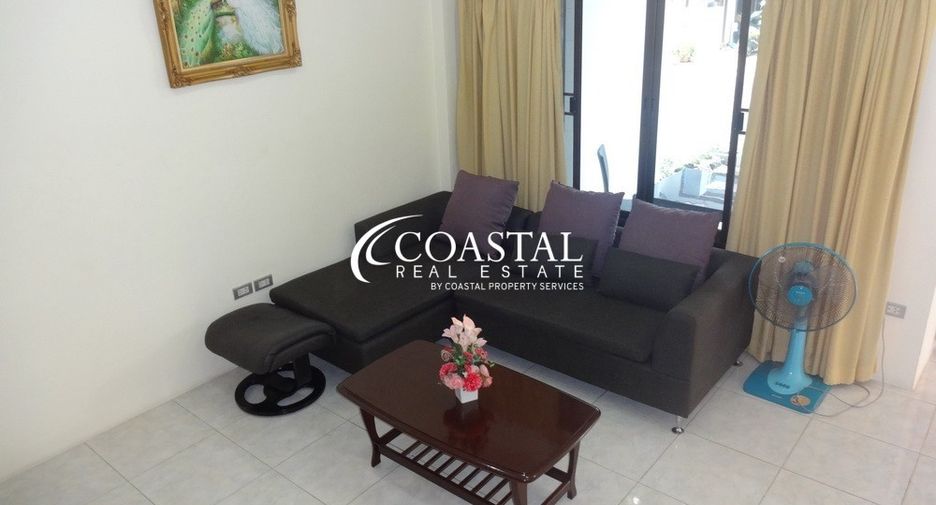 For sale 2 bed townhouse in Pratumnak, Pattaya