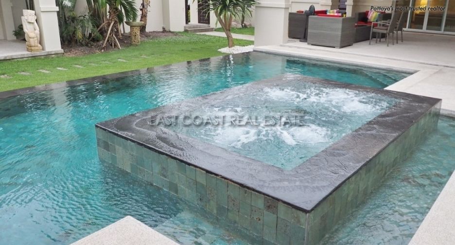 Haus zur Miete mit 3 Zimmer in Bang Lamung, Chonburi