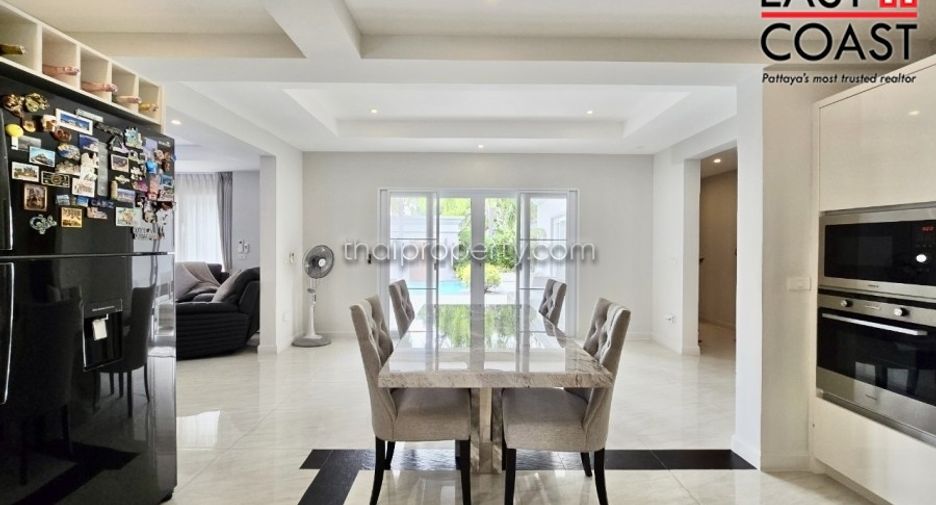 For sale 3 bedrooms house in Bang Lamung, Chonburi