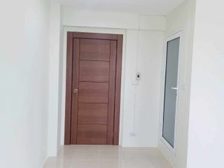 For sale 2 bed condo in Lat Phrao, Bangkok