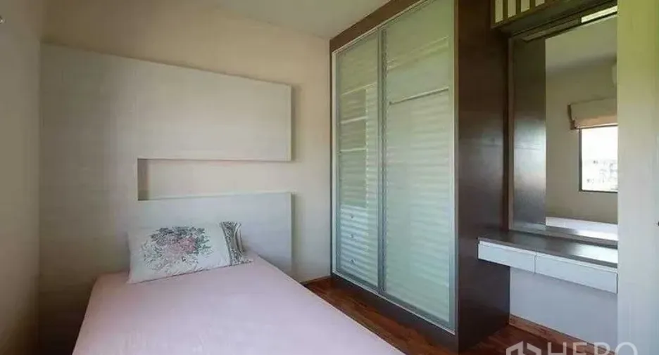 Reihenhaus zur Miete mit 3 Zimmer in Phra Khanong, Bangkok