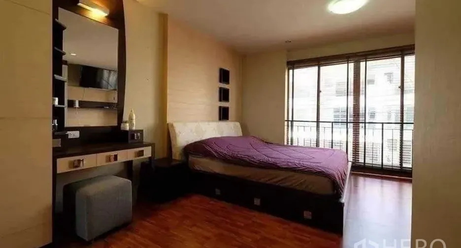 Reihenhaus zur Miete mit 3 Zimmer in Phra Khanong, Bangkok