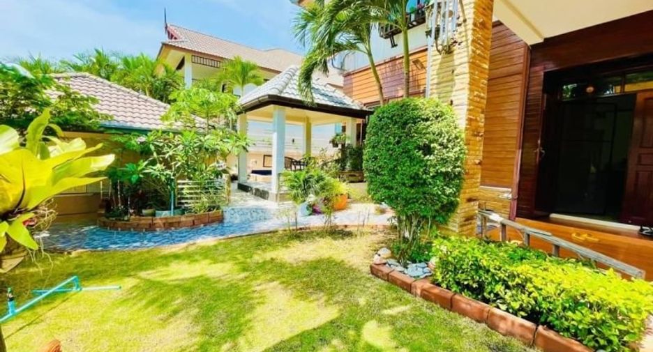 For sale and for rent 4 bedrooms house in Bang Lamung, Chonburi