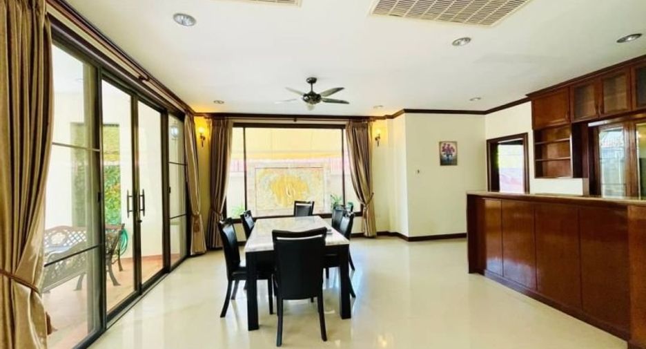 For sale and for rent 4 bedrooms house in Bang Lamung, Chonburi