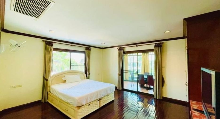 For sale and for rent 4 bedrooms house in Bang Lamung, Chonburi