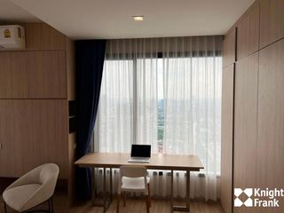 For rent 3 Beds condo in Phaya Thai, Bangkok