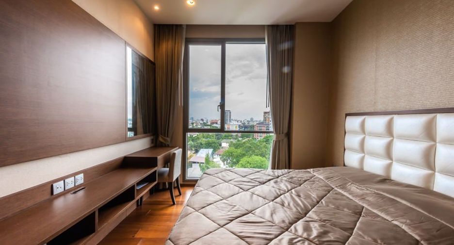 For sale 2 bedrooms condo in Watthana, Bangkok