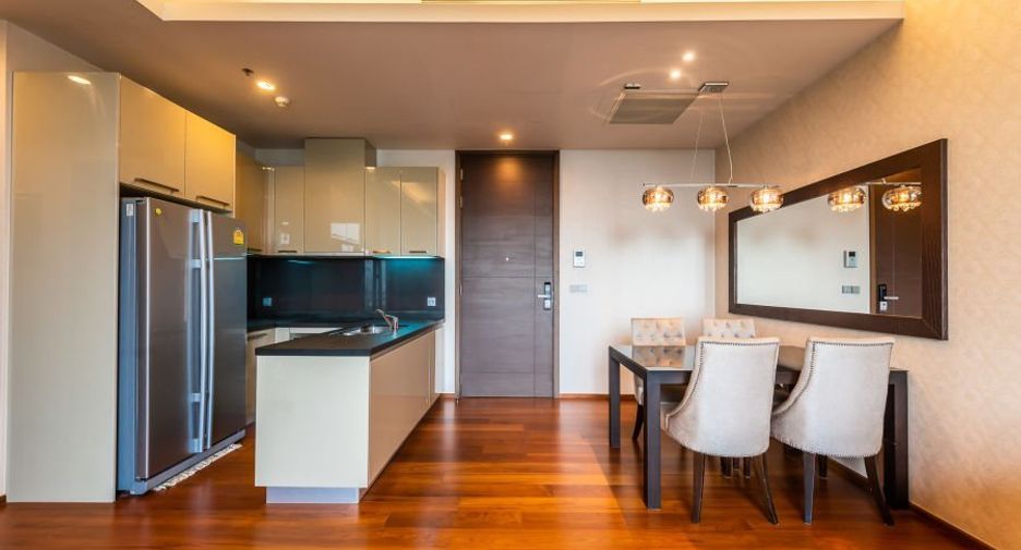 For sale 2 bedrooms condo in Watthana, Bangkok