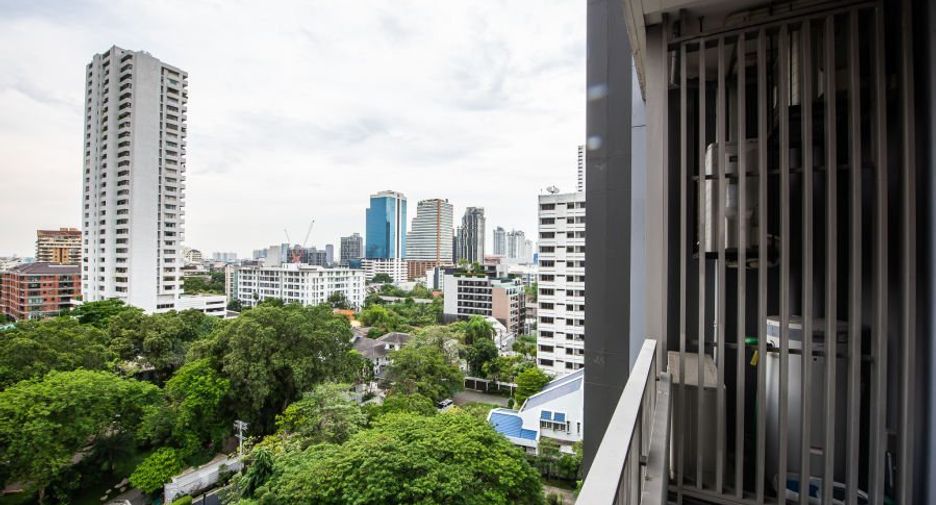 For sale 2 bedrooms condo in Watthana, Bangkok