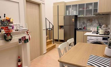 For sale 2 Beds condo in Watthana, Bangkok