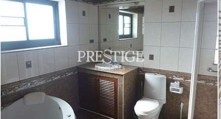 For sale and for rent 4 bedrooms house in Bang Lamung, Chonburi