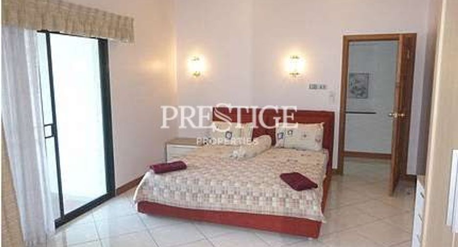 For sale and for rent 4 bedrooms house in Bang Lamung, Chonburi
