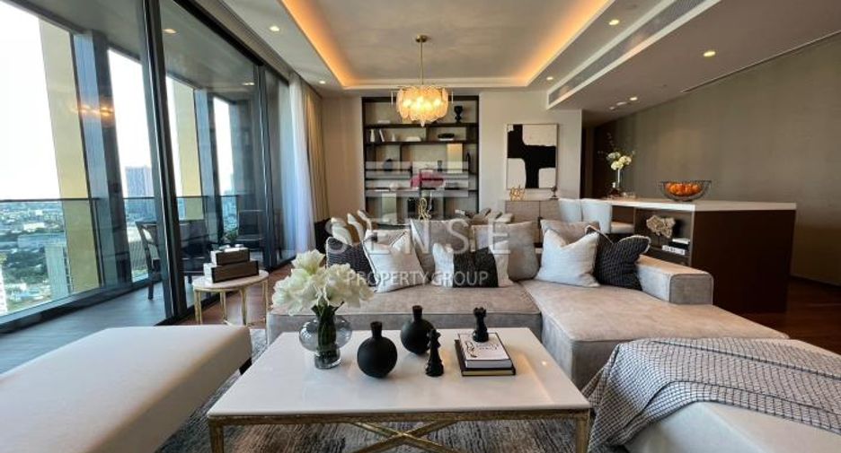 For sale 2 bedrooms condo in Khlong Toei, Bangkok