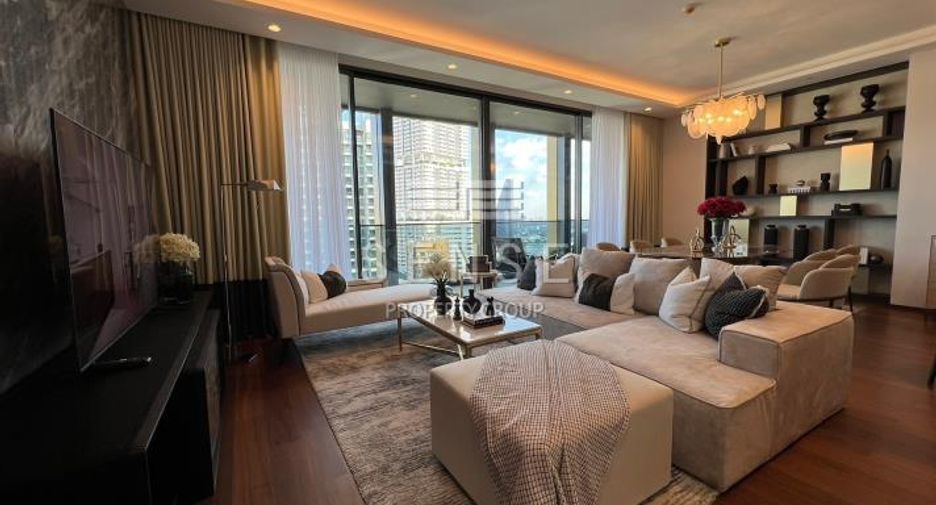 For sale 2 bedrooms condo in Khlong Toei, Bangkok