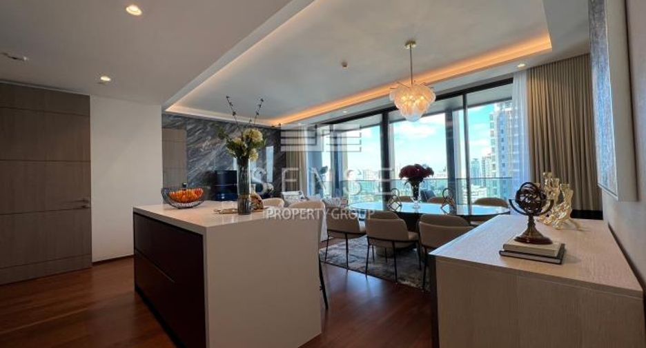 For sale 2 bedrooms condo in Khlong Toei, Bangkok