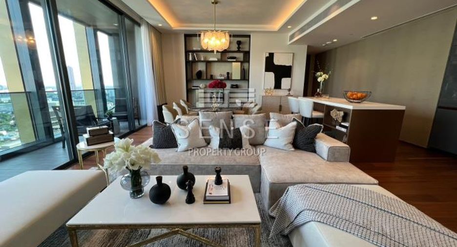 For sale 2 bedrooms condo in Khlong Toei, Bangkok