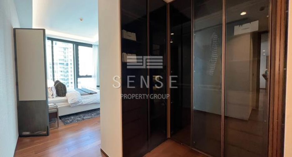 For sale 2 bedrooms condo in Khlong Toei, Bangkok