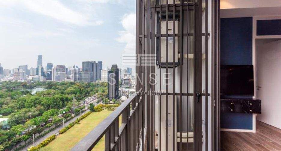 Wohnung zur Miete mit 2 Zimmer in Pathum Wan, Bangkok