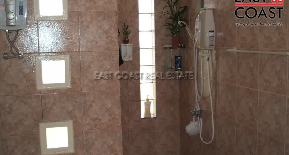 For sale 3 ベッドルーム house in Bang Lamung, Chonburi