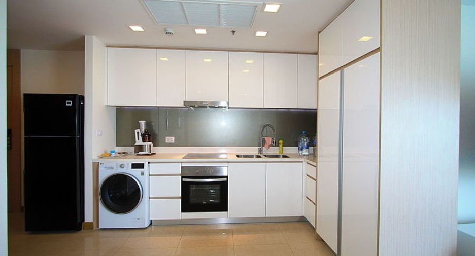 For rent 2 bedrooms condo in Bang Lamung, Chonburi