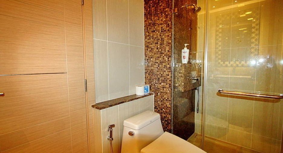 For rent 2 bedrooms condo in Bang Lamung, Chonburi