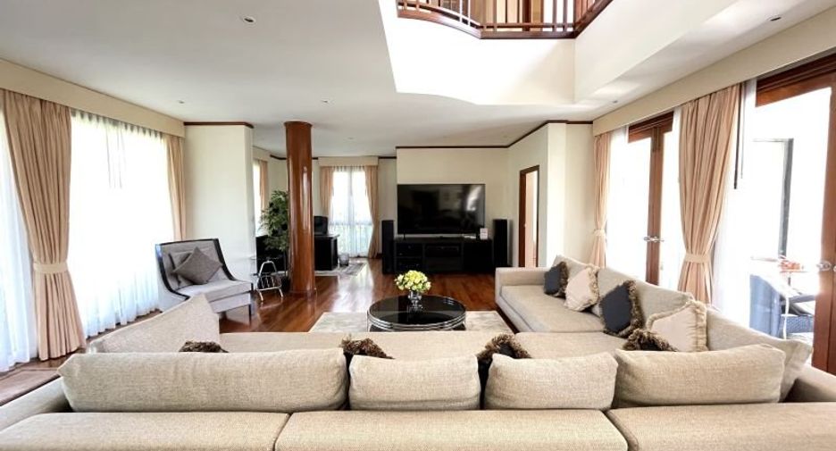 For rent and for sale 4 bedrooms villa in Thalang, Phuket