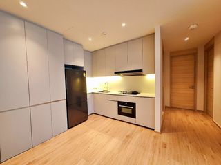 For rent 2 bed apartment in Mueang Samut Prakan, Samut Prakan