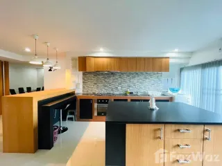 For rent 2 Beds condo in Mueang Chiang Mai, Chiang Mai