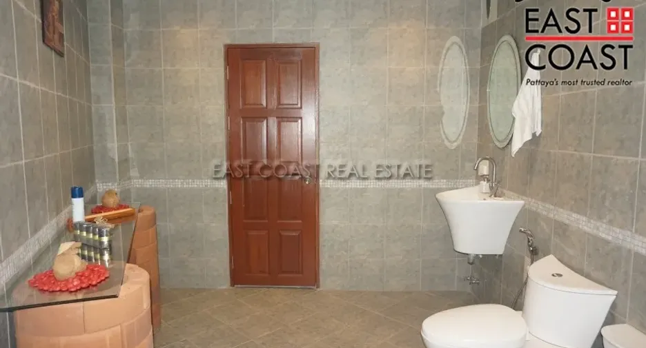 For sale retail Space in Bang Lamung, Chonburi