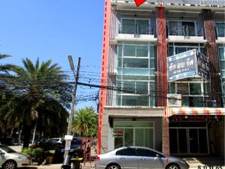 For sale 3 ベッドルーム retail Space in Mueang Chiang Mai, Chiang Mai