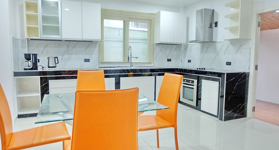 Casa en alquiler y en venta de 3 habitaciones en Bang Lamung, Chonburi