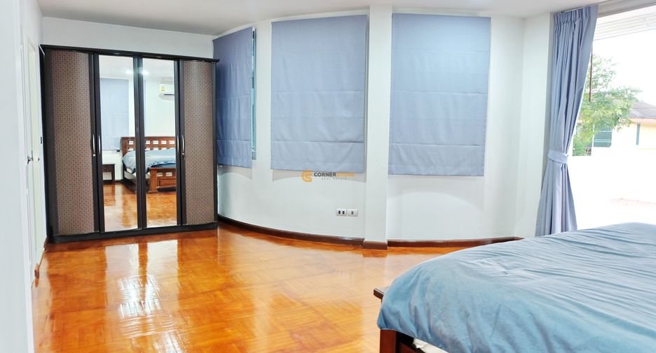 Casa en alquiler y en venta de 3 habitaciones en Bang Lamung, Chonburi