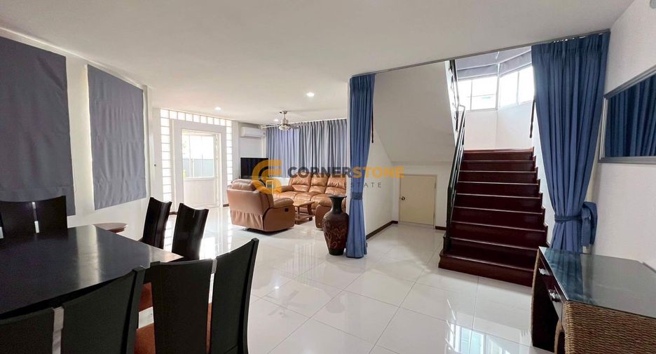 Casa en alquiler y en venta de 3 habitaciones en Bang Lamung, Chonburi