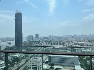 For sale 2 bed condo in Yan Nawa, Bangkok