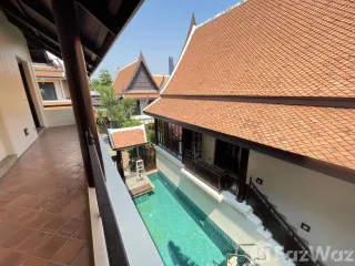 For rent 3 Beds house in Khlong Toei, Bangkok
