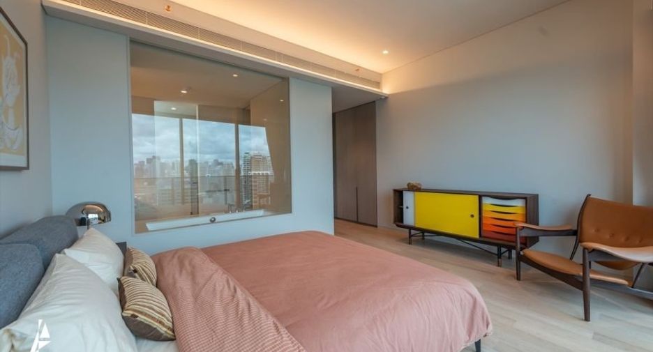 For rent and for sale 2 bedrooms condo in Watthana, Bangkok